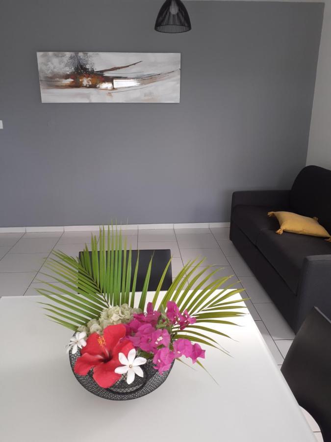 Gites De Corneille, Bungalow Sweet Mango Le Moule Dış mekan fotoğraf